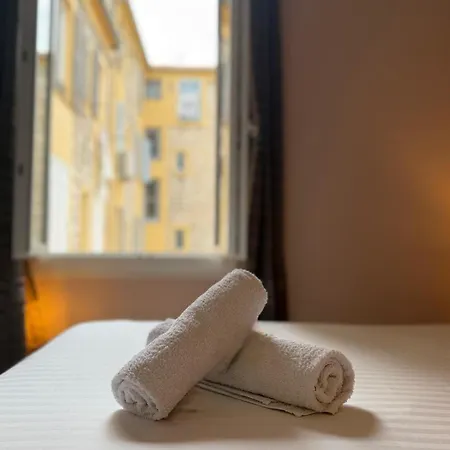 Cozy 1 Bedroom Near Negresco And * Niza