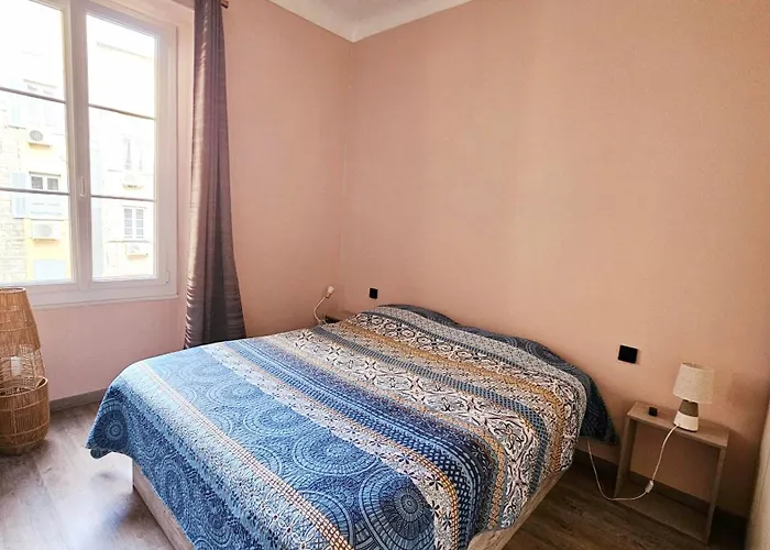 Cozy 1 Bedroom Near Negresco And 니스