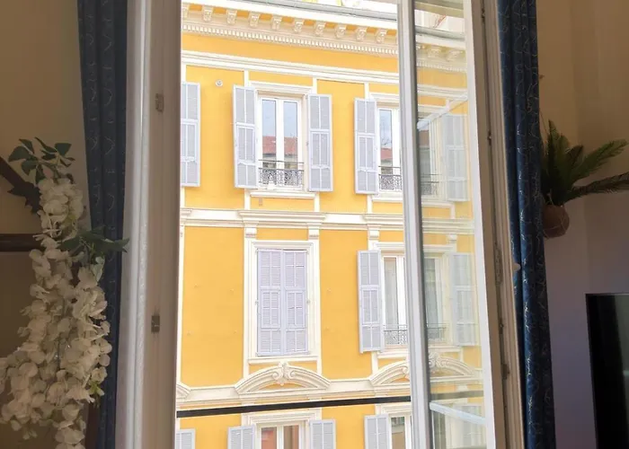Apartamento Cozy 1 Bedroom Near Negresco And
