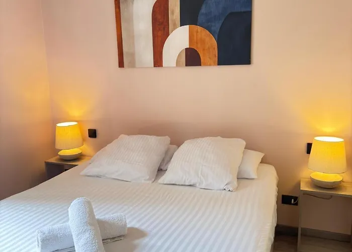 Cozy 1 Bedroom Near Negresco And *