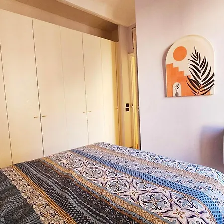 Cozy 1 Bedroom Near Negresco And アパート ニース